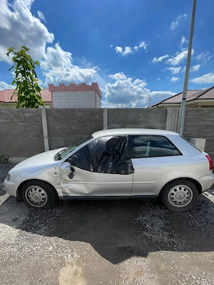 Caut aripa fata și ușa Audi A3,posibil același culoare gri. - imagine 2