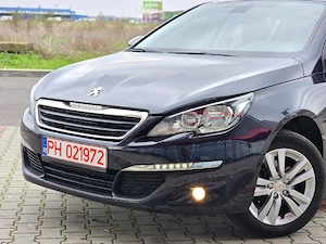 Peugeot 308 - imagine 5