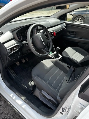 vand dacia logan stepway  - imagine 4