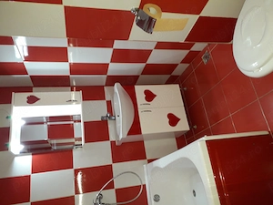 Proprietar inchiriez garsonieră, etajul 1, confort 1, foarte curata - imagine 2