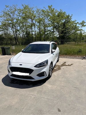 Proprietar vand Ford Focus Turnier 2.0 diesel, Adblue, ST-Line, automata  - imagine 2