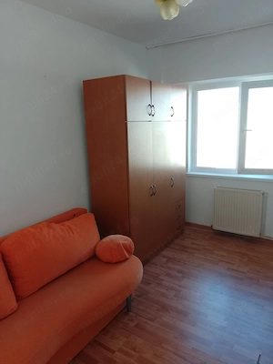 De vânzare apartament 3 camere - imagine 5