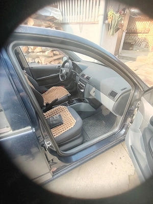 Vând Skoda Fabia an 2002 - imagine 3
