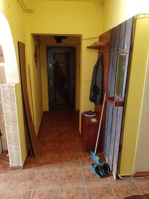 De vânzare apartament 3 camere - imagine 4