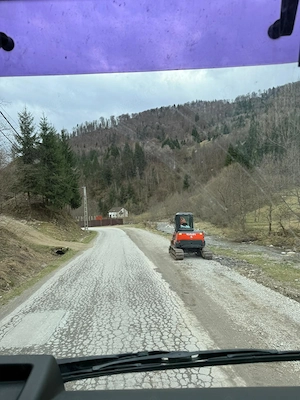 Închiriez excavator 5 tone