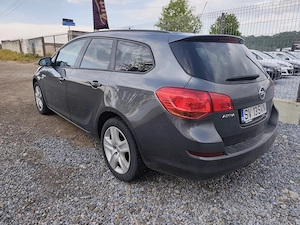 Opel Astra 2011 10 1.7cdti euro 5 - imagine 4