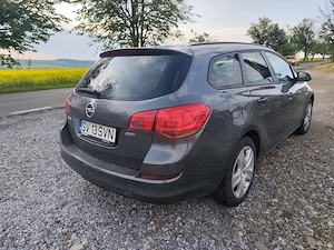 Opel Astra 2011 10 1.7cdti euro 5 - imagine 3