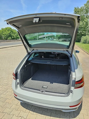 Vând Skoda Superb Sportline - imagine 5