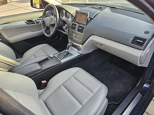 Mercedes Benz C230
