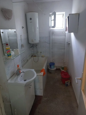 Apartament 2 camere Petrila - imagine 2