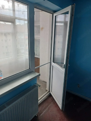Apartament 2 camere Petrila - imagine 4