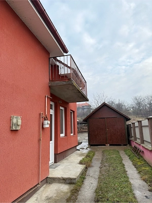 Casa cu mansarda si gradina  - imagine 7