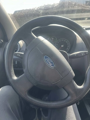 Ford fiesta 2009 1.4, 80 cp masina foarte ingrijita - imagine 3