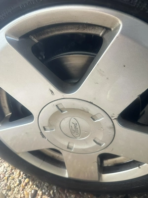 Ford fiesta 2009 1.4, 80 cp masina foarte ingrijita - imagine 4