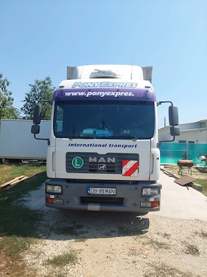 Camion MAN tgl8 210