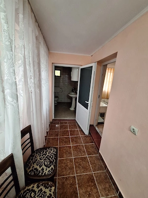 Casa de vanzare frumos renovata in Sepreus, Arad. 2 corpuri de cladire + gradina. Ocupabila imediat. - imagine 3