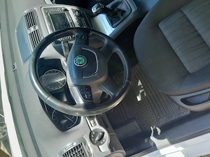 Vând scoda octavia 1.6 tdi 4x4 2013 - imagine 6