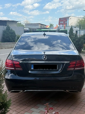 Mercedes-Benz E Class BlueTEC Avantgarde 7G TRONIC - imagine 4