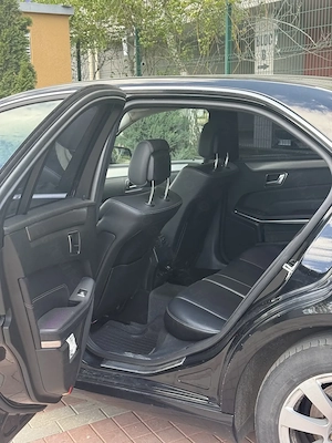 Mercedes-Benz E Class BlueTEC Avantgarde 7G TRONIC - imagine 6