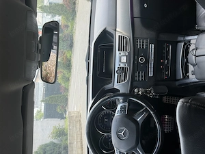 Mercedes-Benz E Class BlueTEC Avantgarde 7G TRONIC - imagine 8