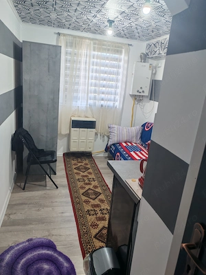 Garsoniera de închiriat campina 1000 lei