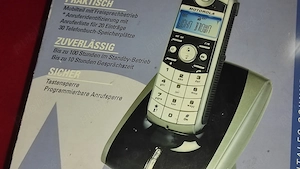 2 telefoane ( fara fir impecabile  MOTOROLA model ME4052-3 pachetul contine cititi cu atentie  in pa - imagine 2