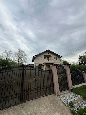 Casa de vânzare 