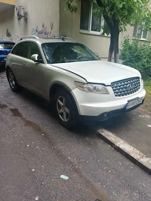 Infiniti FX35 AWD
