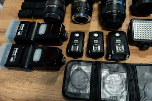 Echipament foto Canon EOS R, Canon 80D, Canon 35mm, 50mm, 24-70mm, Tokina 11-20, Sigma 17-50 - imagine 4