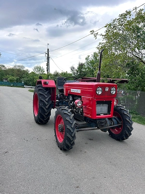 Tractor Universal  600 DT  4x4 - imagine 2