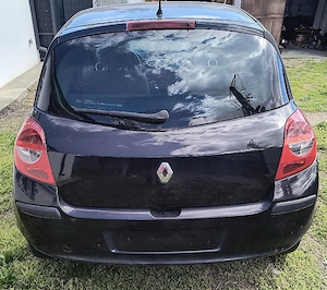 Dezmembrez Renault Clio 3 / III - 1.5 dci - 2007 - imagine 2