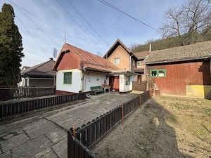 Doua case Turches Sacele Brasov 250.000 euro. Accept schimb cu apartament in oras Brasov - imagine 10