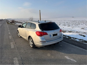 opel astra j sport tourer - imagine 2