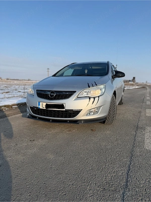 opel astra j sport tourer - imagine 5