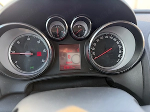 opel astra j sport tourer - imagine 7