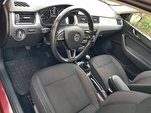 skoda rapid   - imagine 2