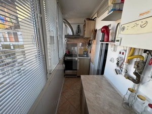 Apartament de vânzare cu 2 camere, decomandat – Zona Industrială - imagine 6