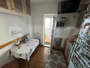 Apartament de vânzare cu 2 camere, decomandat – Zona Industrială - imagine 4