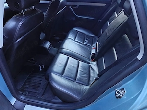 Vând Audi A4 quattro - imagine 9