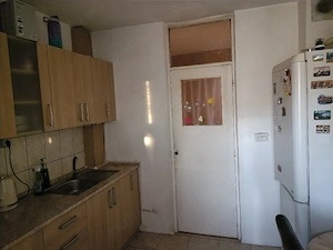 Apartament in zona 300