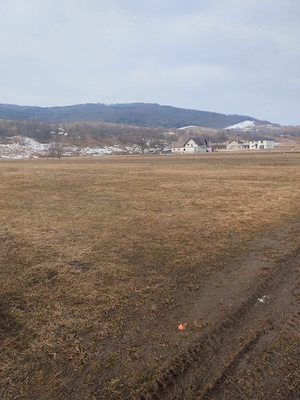 Vând teren zona Bivolarie