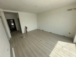 Apartment bloc nou cu lift si loc de parcare inclus - imagine 8