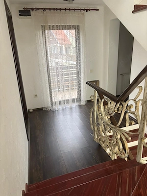 VILA  Trivale d+p+1+M 90mp nivel curte 680mp cartier Faget 315000euro - imagine 2