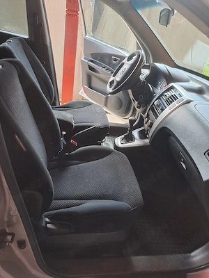 hyundai tucson 4 4 - imagine 4