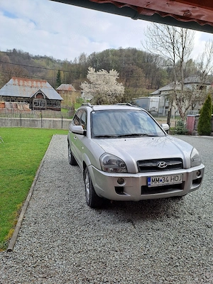 hyundai tucson 4 4