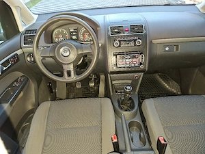 VW Touran 7 Locuri - imagine 8