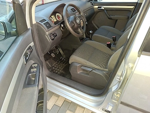 VW Touran 7 Locuri - imagine 3