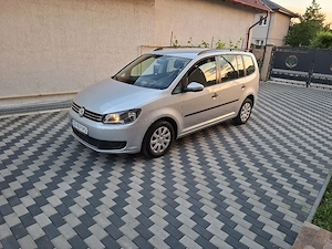 VW Touran 7 Locuri - imagine 2