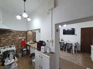 Vand apartament la casă cu curte - zonă centrală aproape de Malul Mureșului! - imagine 7