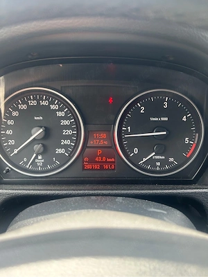 Vand Bmw X1 xDrive - imagine 4